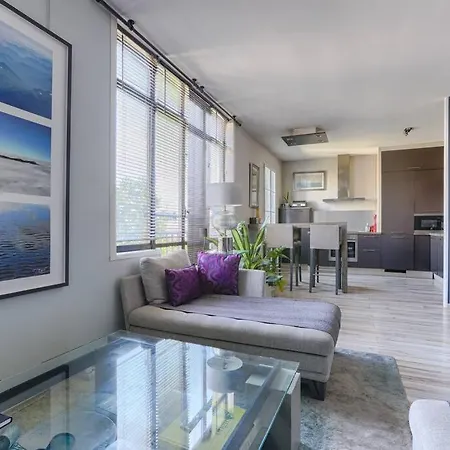 Apartment Stylish Duplex Very Near Disneyland Paris With Parking 2-8 Guests